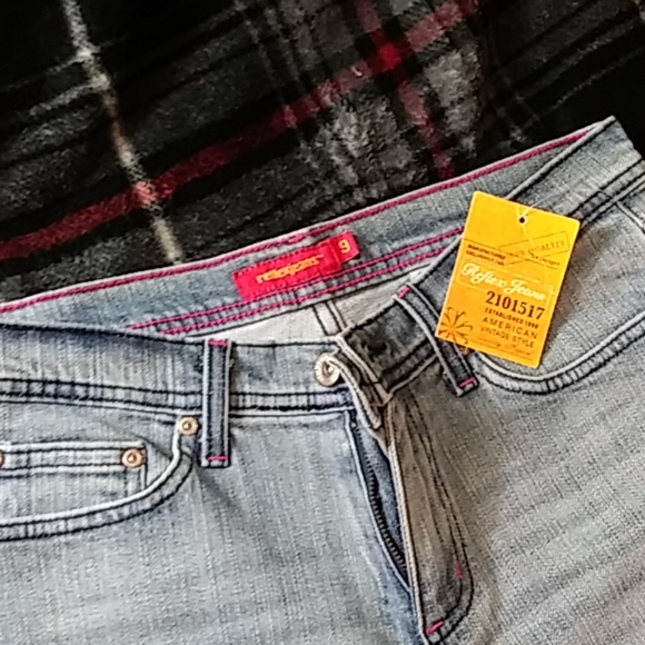Relflex Jeans - Picture 3 of 3